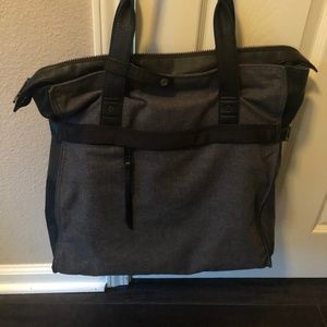 Lululemon Follow Your Bliss Bag - EUC